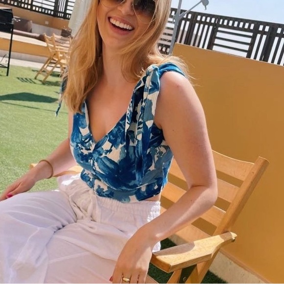 Zara Tops Zara Blue Floral Tank Poshmark